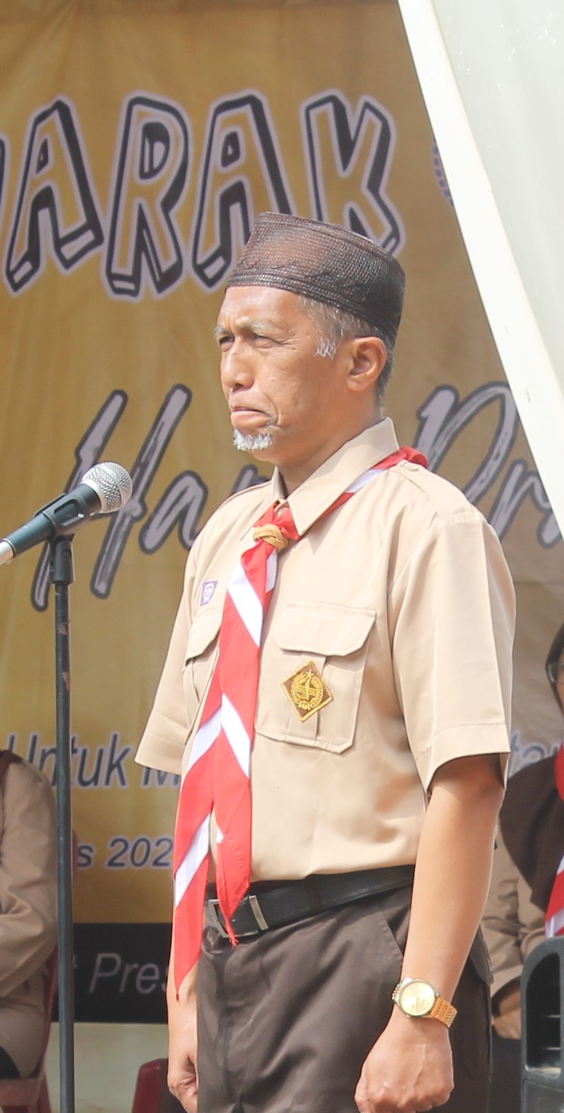 H. Achmad Zen, S.S., M.M.